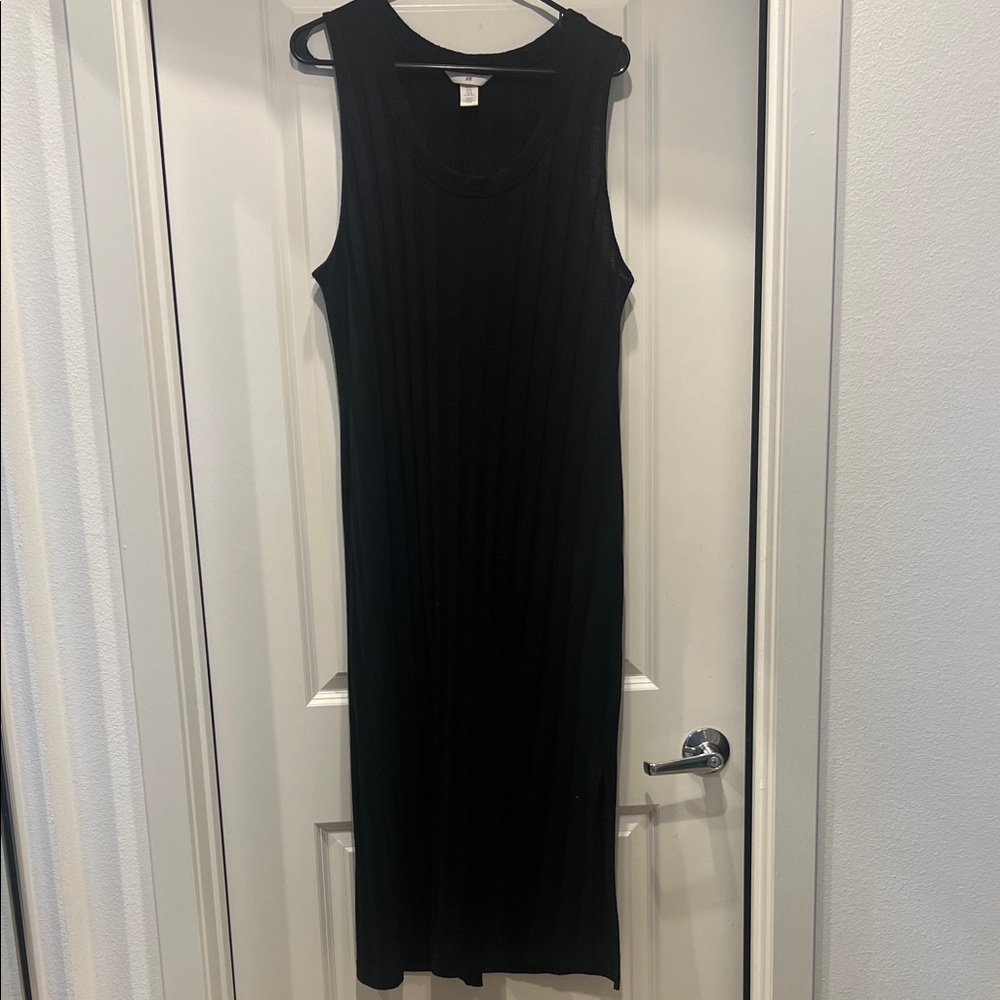 H&M Black Ribbed Sleeveless Maxi Dress